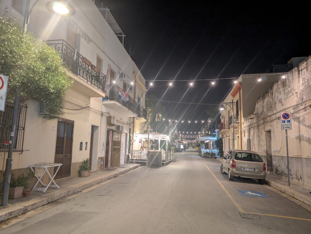 PXL_20251016_195213250