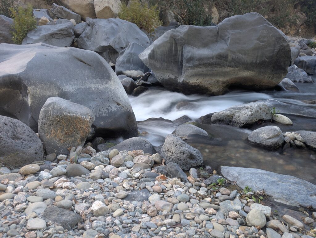 PXL_20251024_133833391.LONG_EXPOSURE-01.COVER
